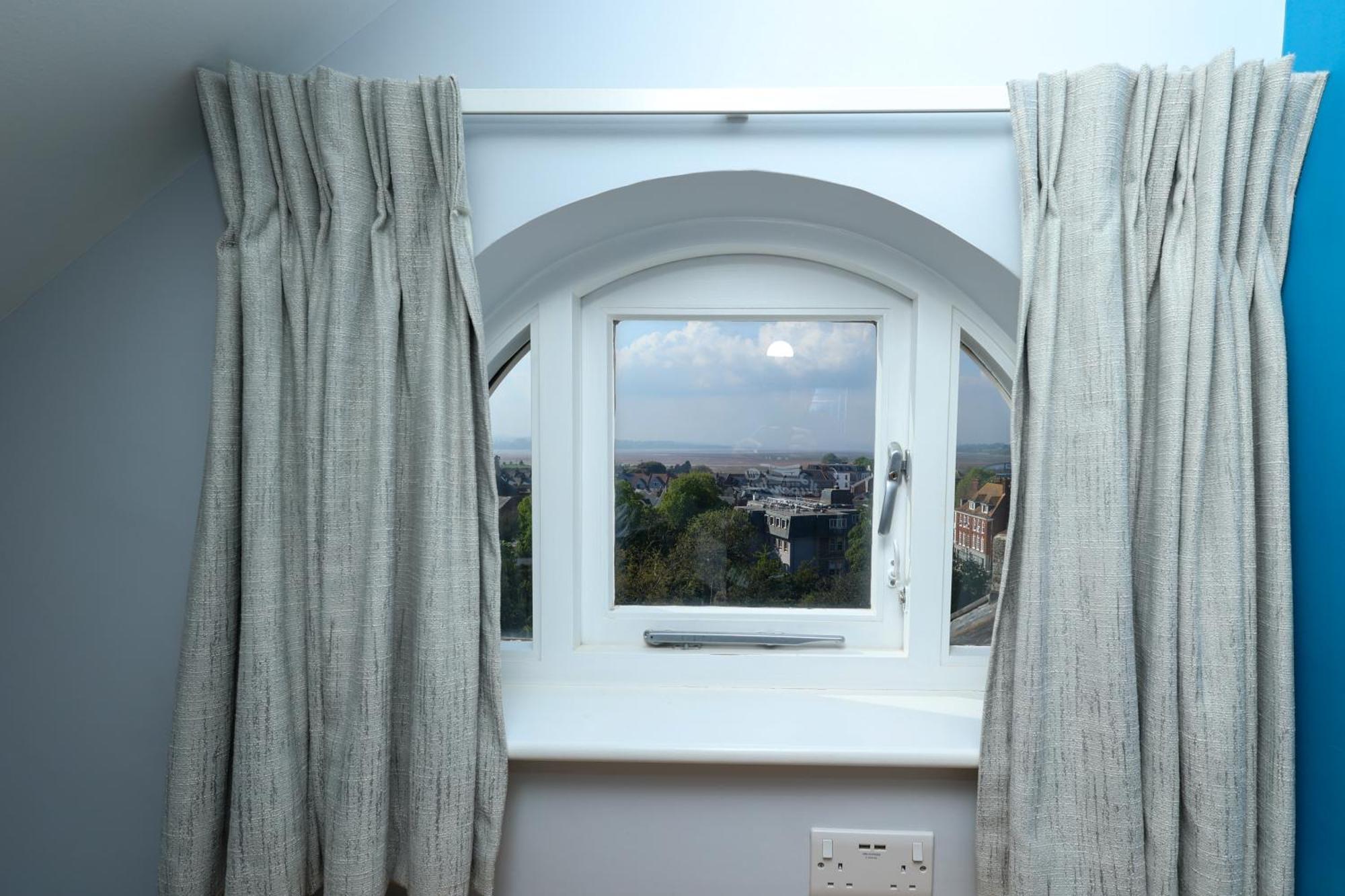 Manor Hotel Exmouth Bagian luar foto